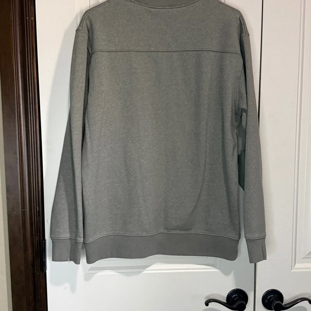 Columbia Men's Crewneck Gray Sweatshirt